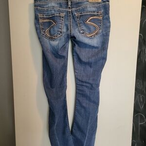 Silver Jean's Women Berkley Size 27x32